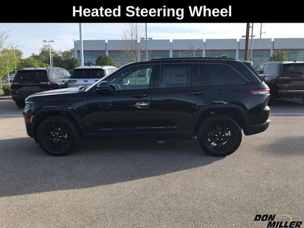 new 2026 Jeep Grand Cherokee car, priced at $47,769