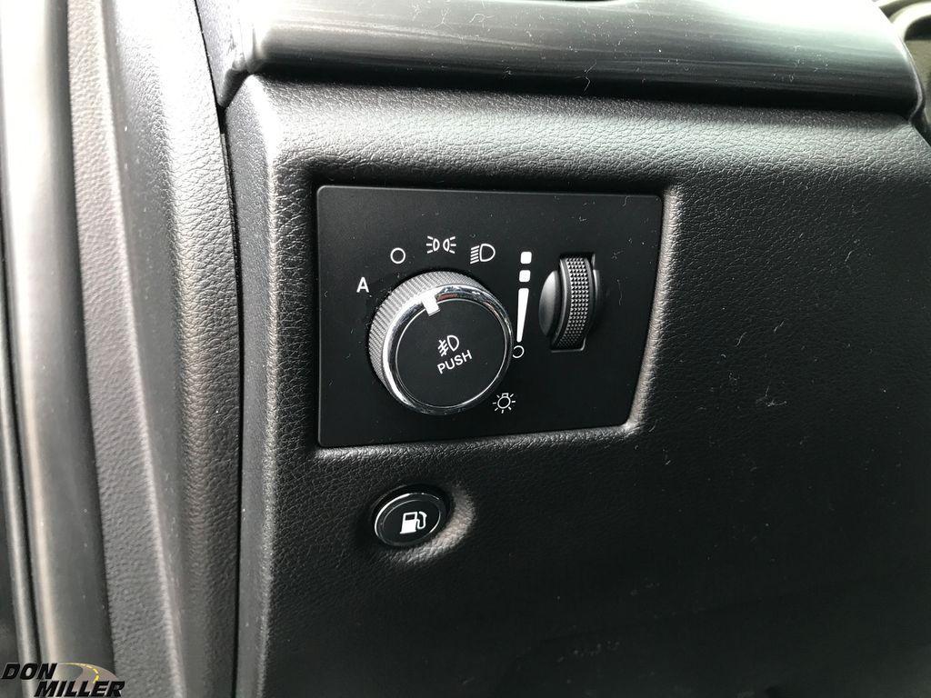 used 2021 Jeep Grand Cherokee car, priced at $25,125