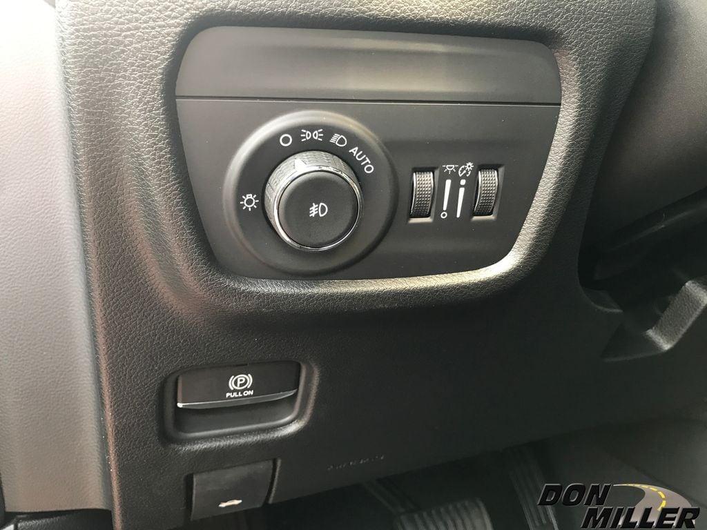 new 2025 Jeep Grand Cherokee car, priced at $45,622