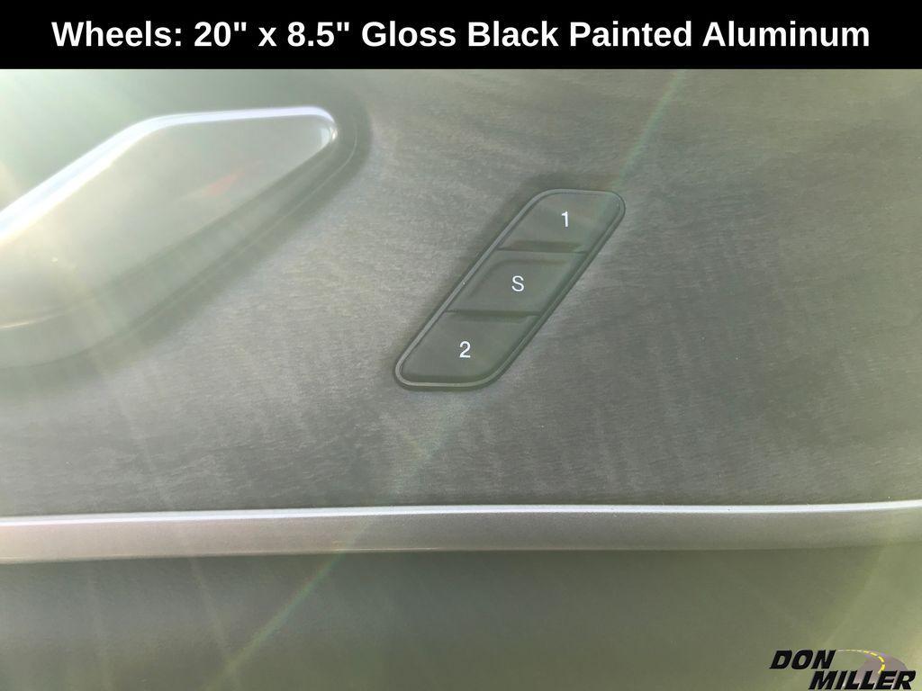 new 2025 Jeep Grand Cherokee car, priced at $45,622