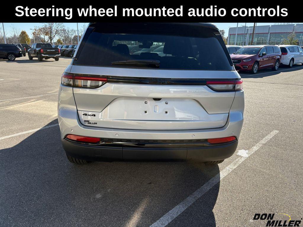 new 2025 Jeep Grand Cherokee car, priced at $42,381