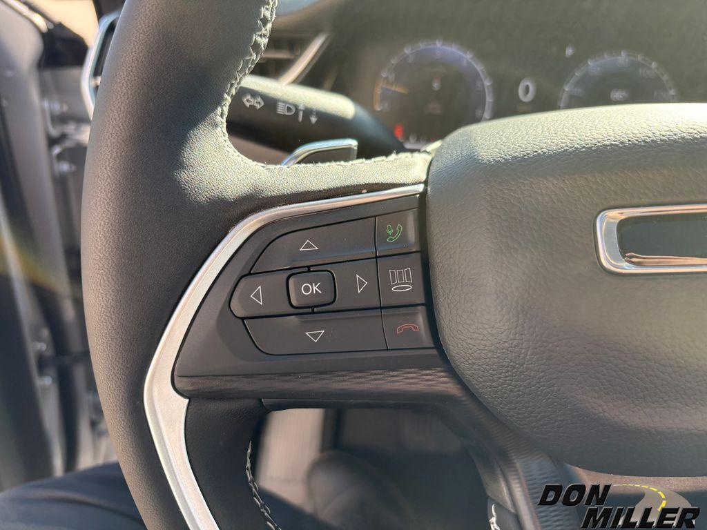 new 2025 Jeep Grand Cherokee car, priced at $42,381