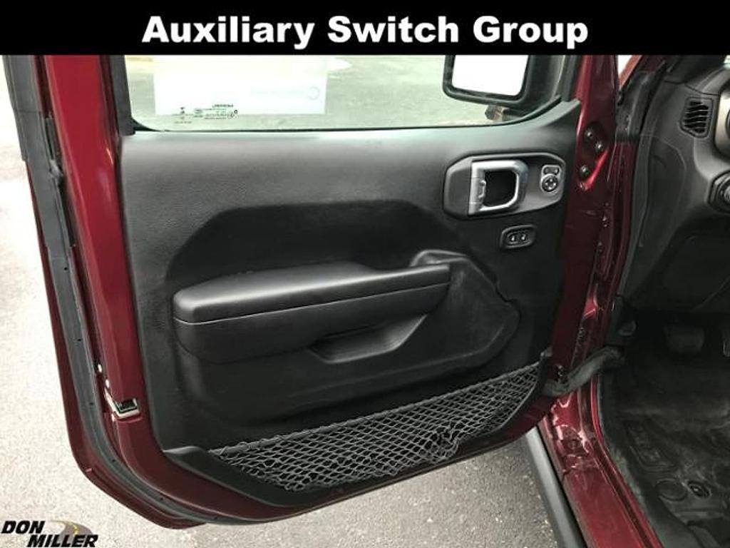 used 2021 Jeep Gladiator car, priced at $28,246