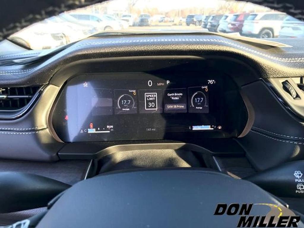 new 2026 Jeep Grand Cherokee car, priced at $47,370