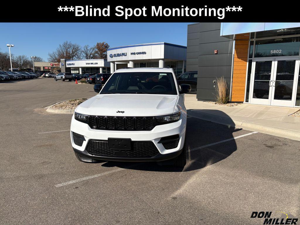 new 2025 Jeep Grand Cherokee car, priced at $42,463