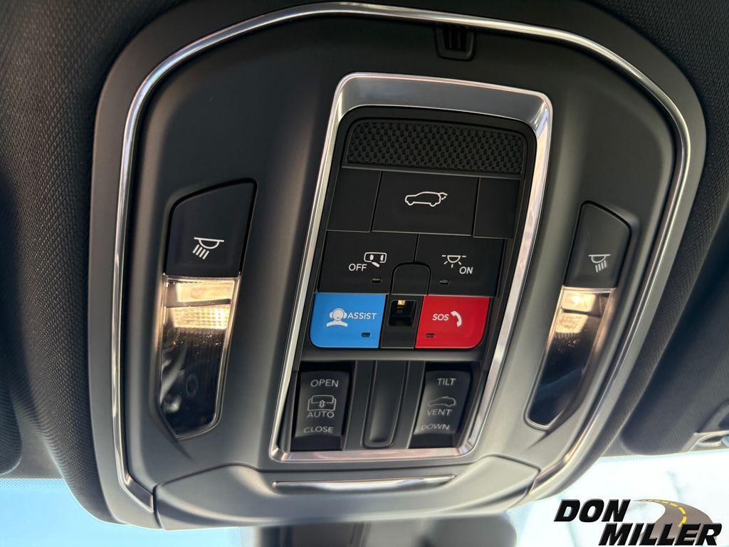 new 2025 Jeep Grand Cherokee car, priced at $42,463