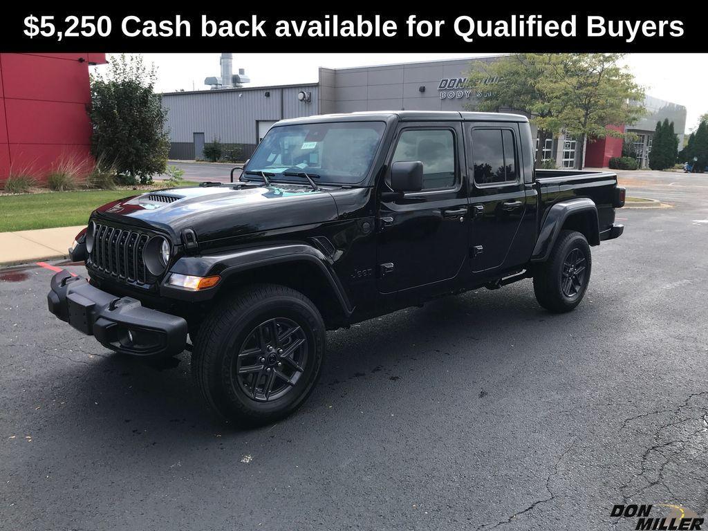 new 2025 Jeep Gladiator car, priced at $42,549