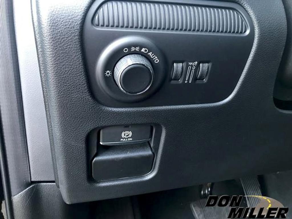 new 2026 Jeep Grand Wagoneer L car, priced at $78,897