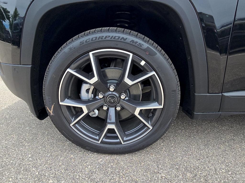 new 2026 Jeep Cherokee car, priced at $46,893