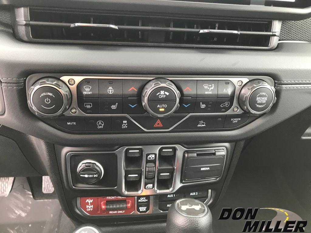 new 2026 Jeep Wrangler car, priced at $53,439