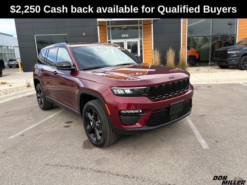 new 2025 Jeep Grand Cherokee car, priced at $45,888