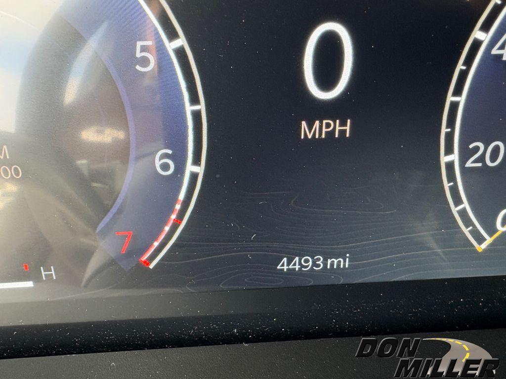 new 2025 Jeep Grand Cherokee car, priced at $39,362