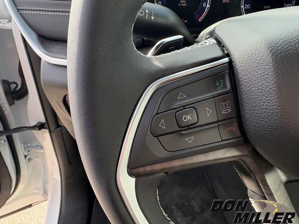 new 2025 Jeep Grand Cherokee car, priced at $39,362