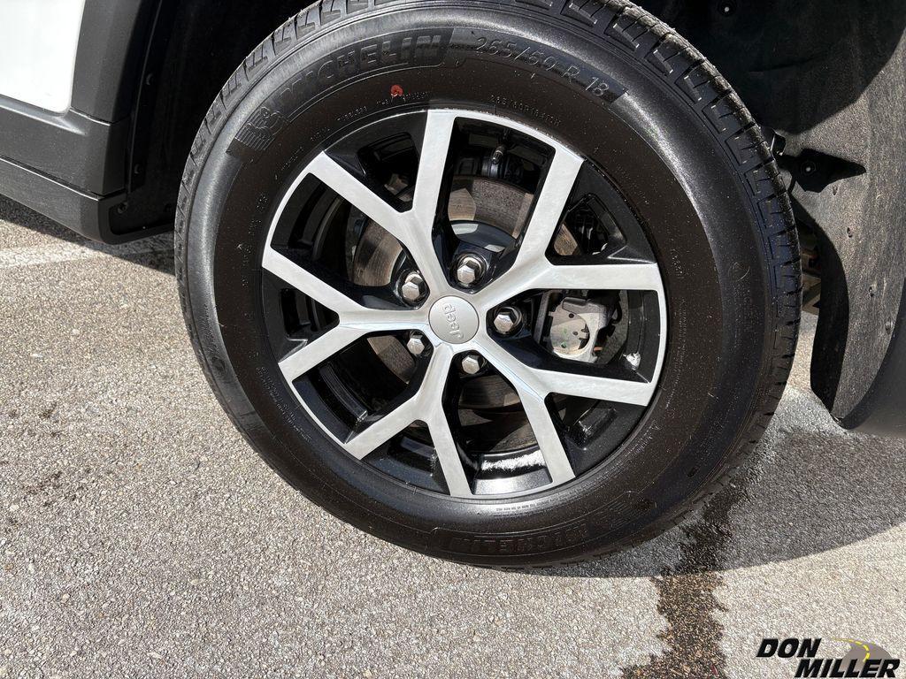 new 2025 Jeep Grand Cherokee car, priced at $39,362