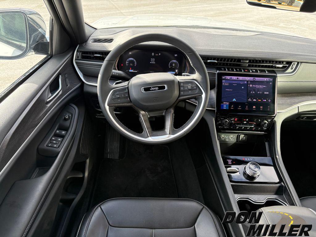 new 2025 Jeep Grand Cherokee car, priced at $39,362