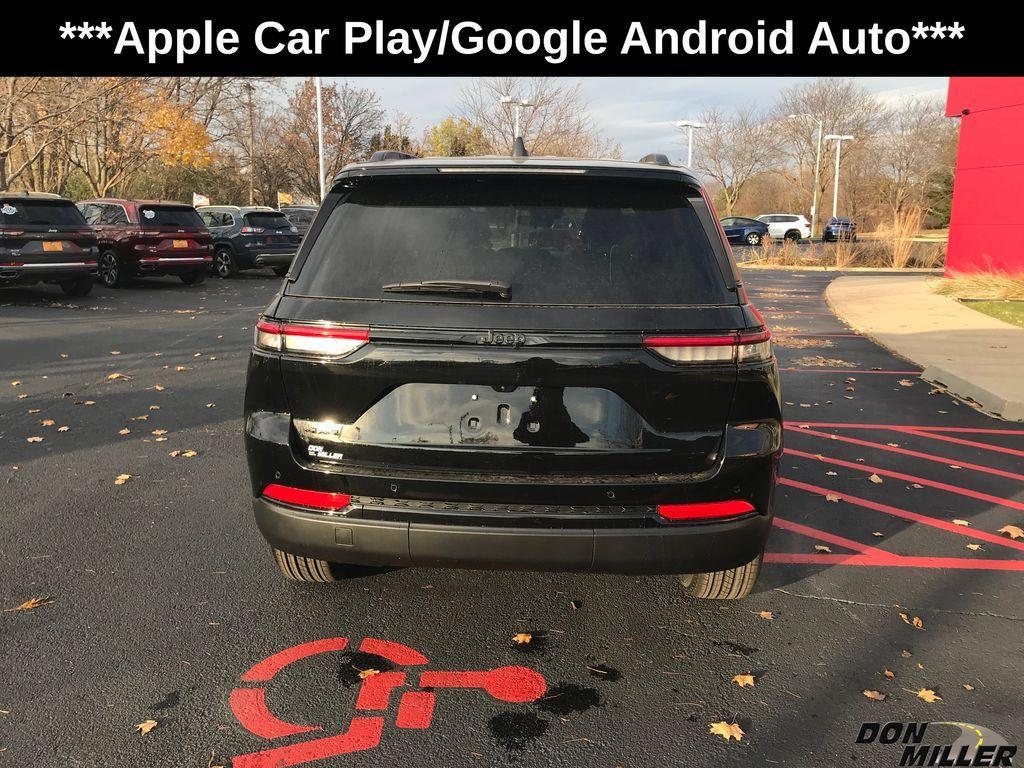 new 2025 Jeep Grand Cherokee car, priced at $42,115