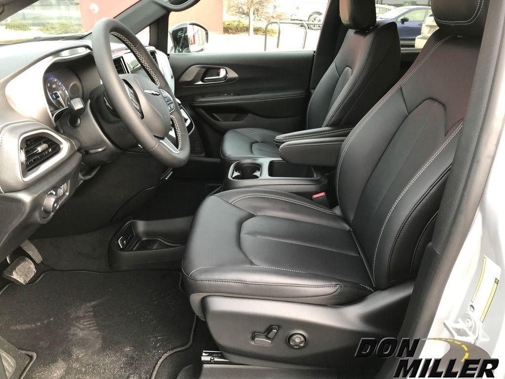 new 2026 Chrysler Pacifica car, priced at $46,328