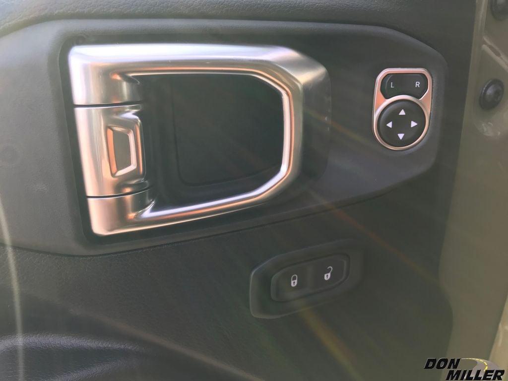 new 2026 Jeep Wrangler car, priced at $47,614