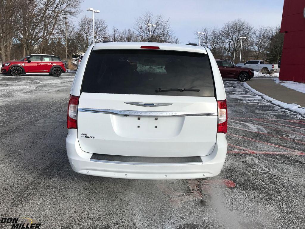 used 2016 Chrysler Town & Country car, priced at $12,317