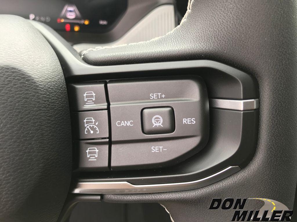 new 2026 Jeep Cherokee car, priced at $42,950