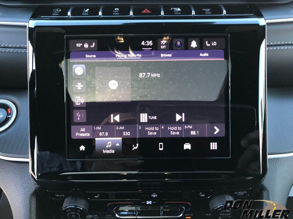 new 2025 Jeep Grand Cherokee car, priced at $41,597