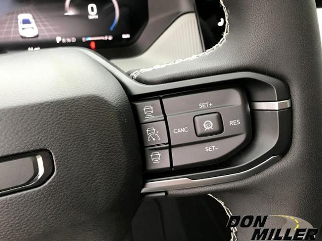 new 2026 Jeep Cherokee car, priced at $39,632