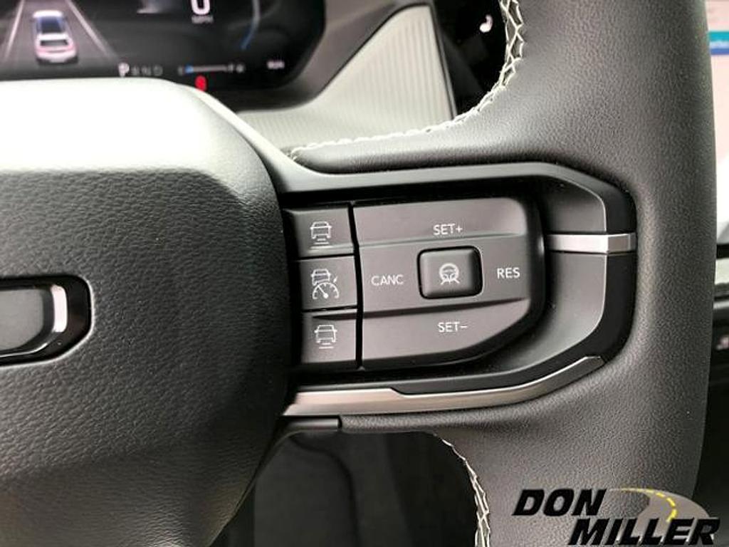 new 2026 Jeep Cherokee car, priced at $39,117