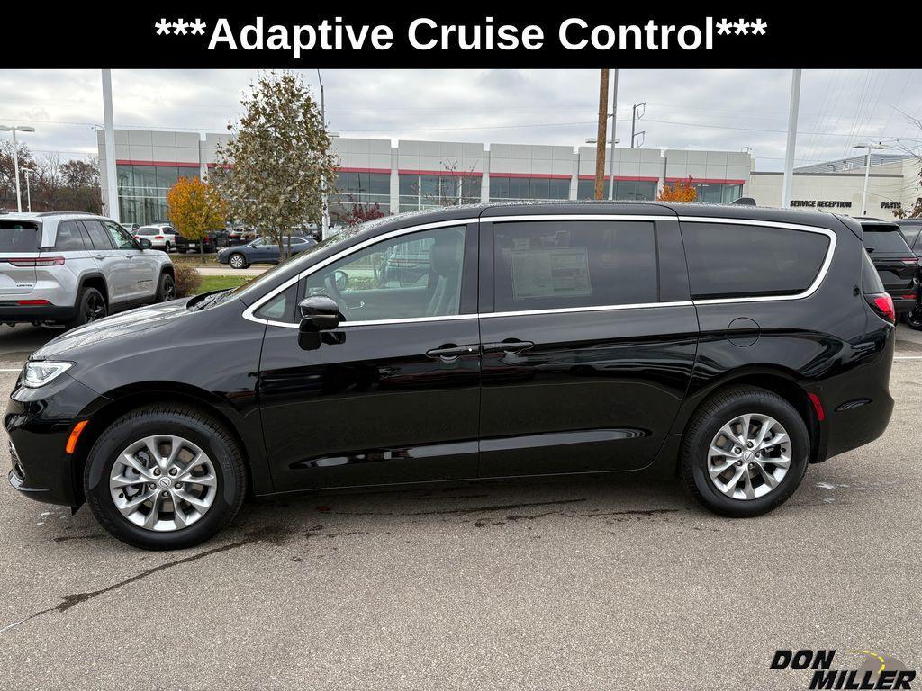 new 2026 Chrysler Pacifica car, priced at $43,648