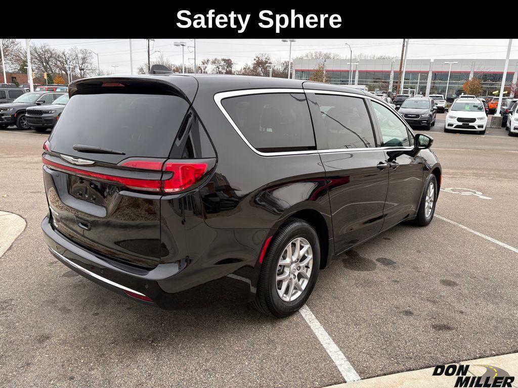 new 2026 Chrysler Pacifica car, priced at $37,964