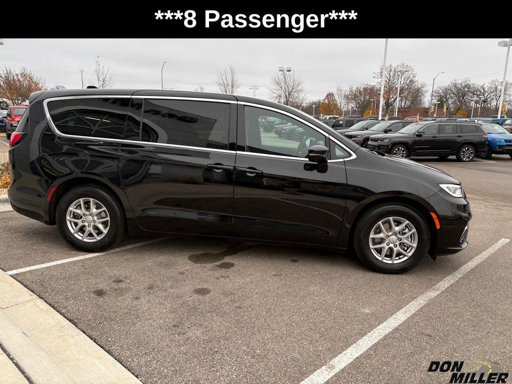 new 2026 Chrysler Pacifica car, priced at $37,964