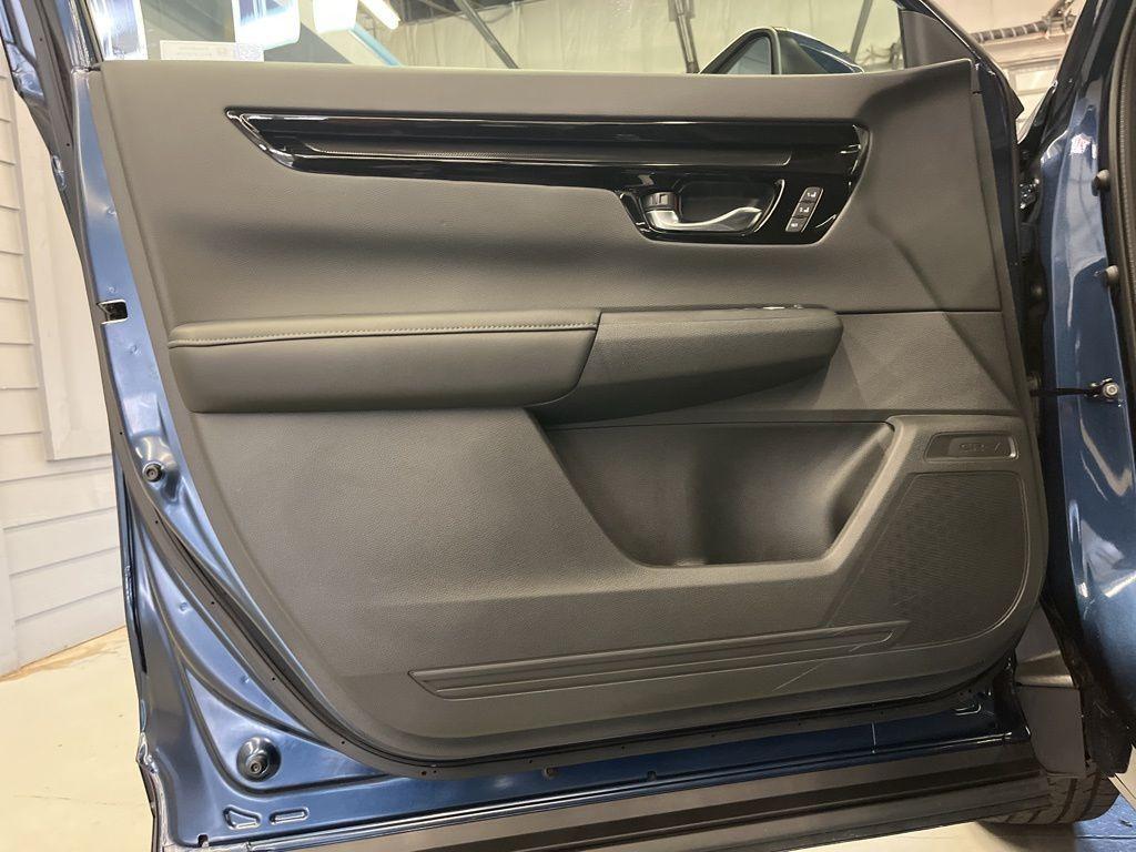 used 2026 Honda CR-V car, priced at $33,999