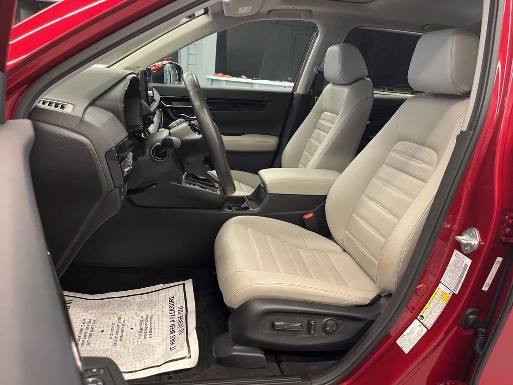 used 2024 Honda CR-V car, priced at $29,999