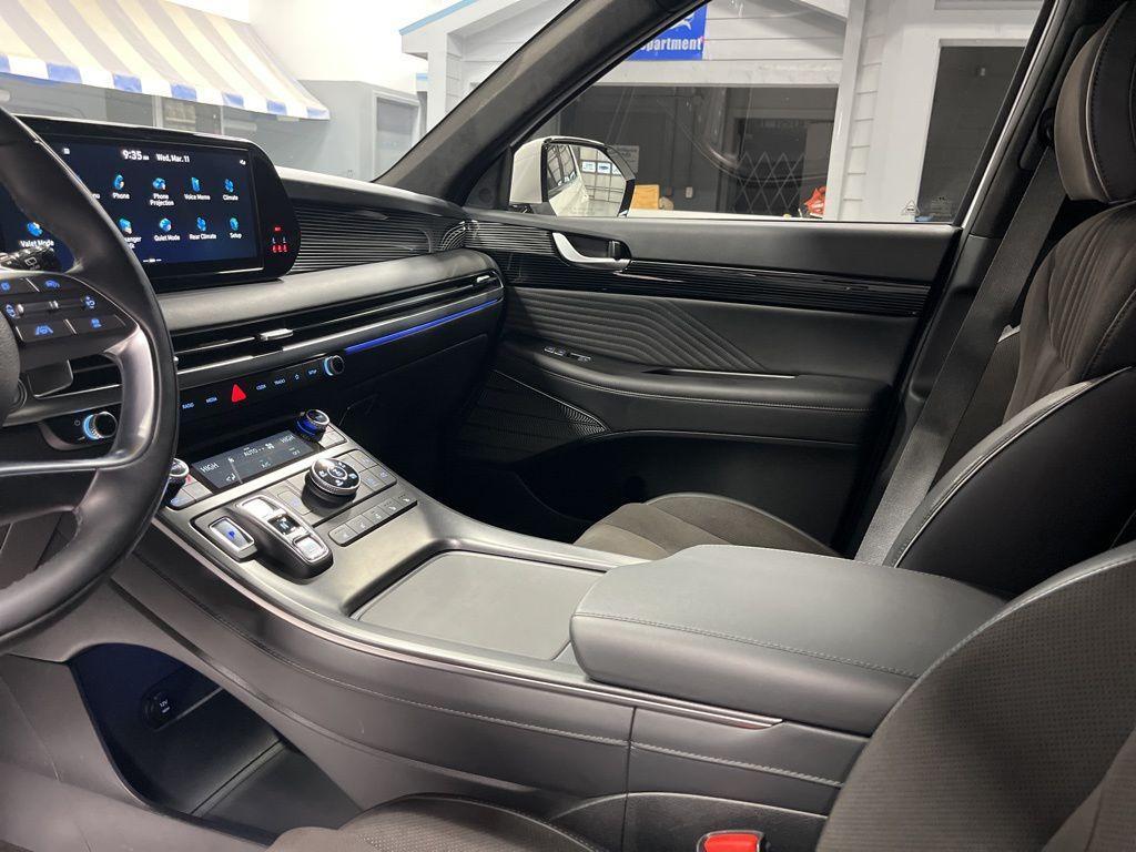 used 2025 Hyundai Palisade car, priced at $46,999