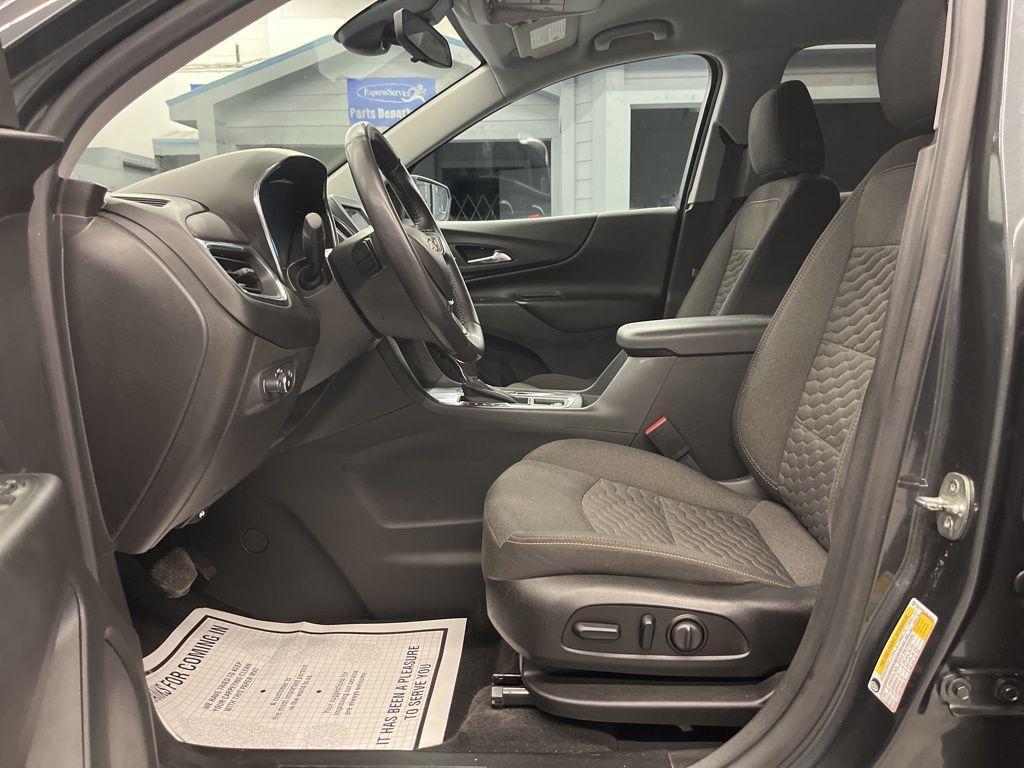 used 2021 Chevrolet Equinox car, priced at $13,999