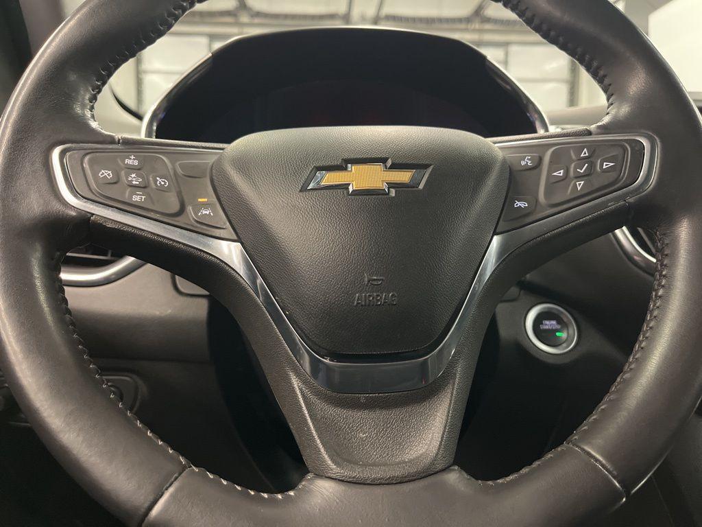 used 2021 Chevrolet Equinox car, priced at $13,999