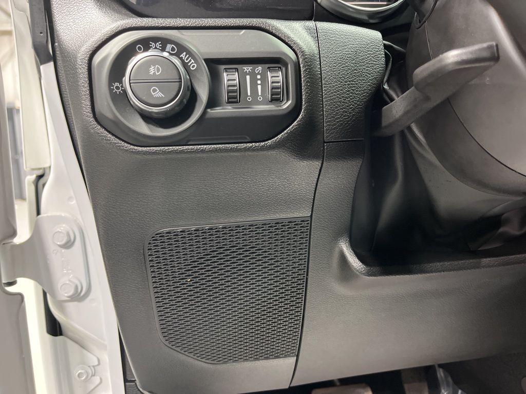 used 2022 Jeep Gladiator car, priced at $37,999