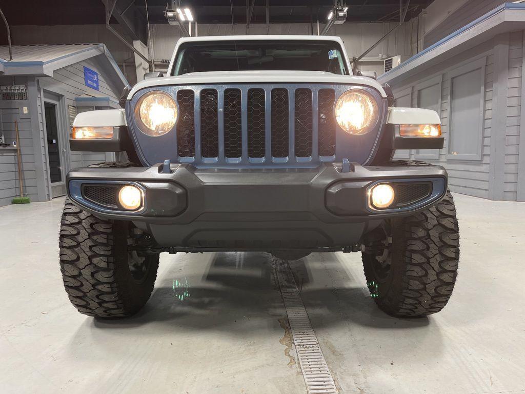 used 2022 Jeep Gladiator car, priced at $37,999