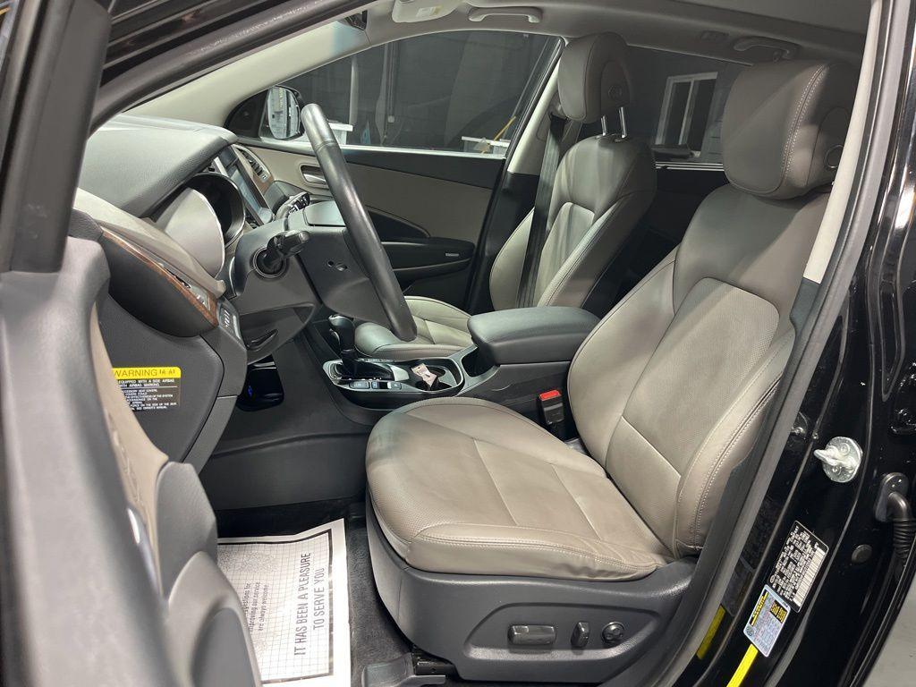 used 2019 Hyundai Santa Fe XL car, priced at $15,411