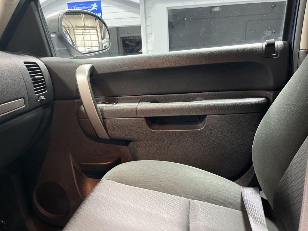 used 2013 Chevrolet Silverado 1500 car, priced at $16,999
