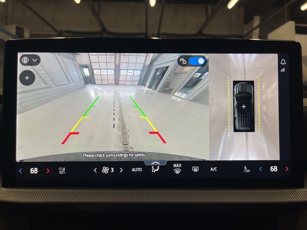 used 2025 Ford Explorer car, priced at $40,999