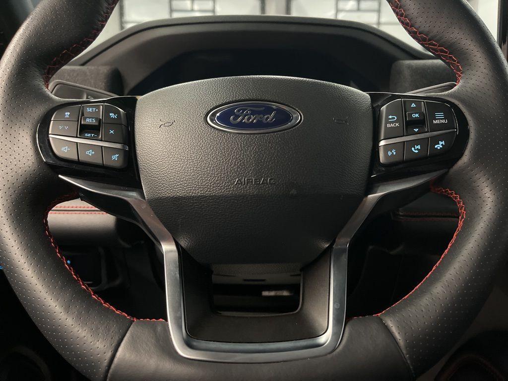 used 2025 Ford Explorer car, priced at $40,999