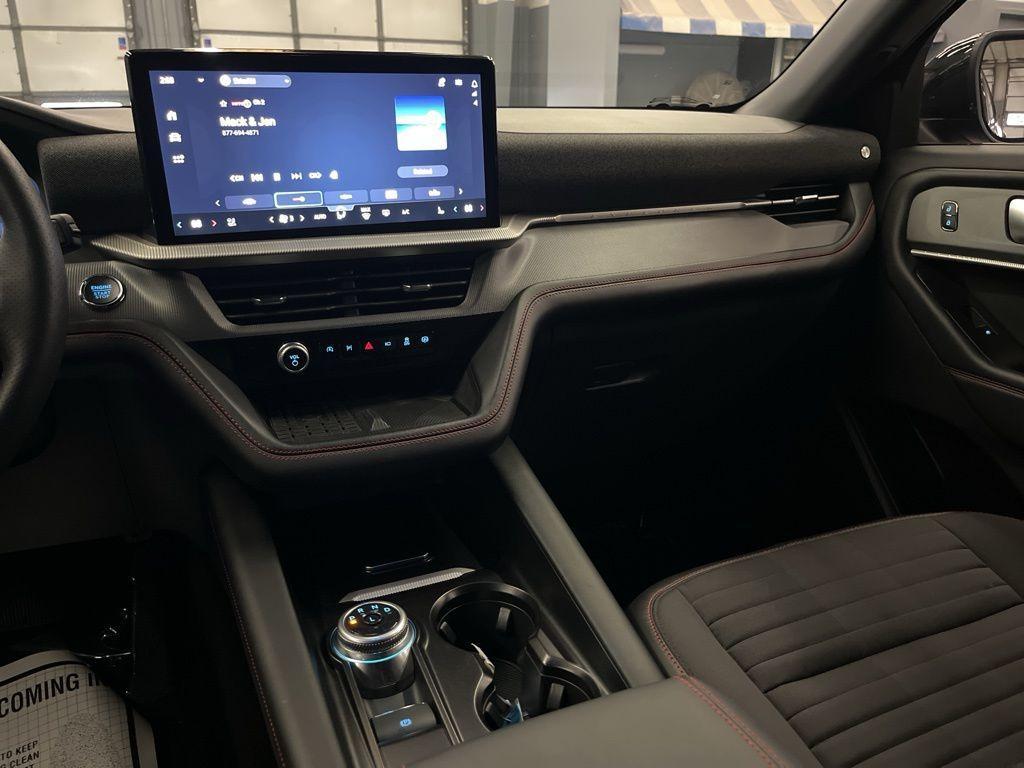 used 2025 Ford Explorer car, priced at $40,999