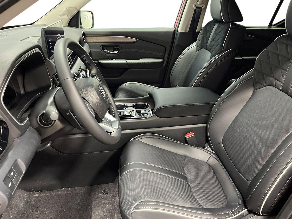 new 2026 Honda Pilot car, priced at $55,445