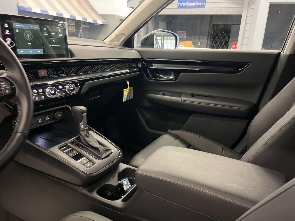 used 2026 Honda CR-V car, priced at $34,999