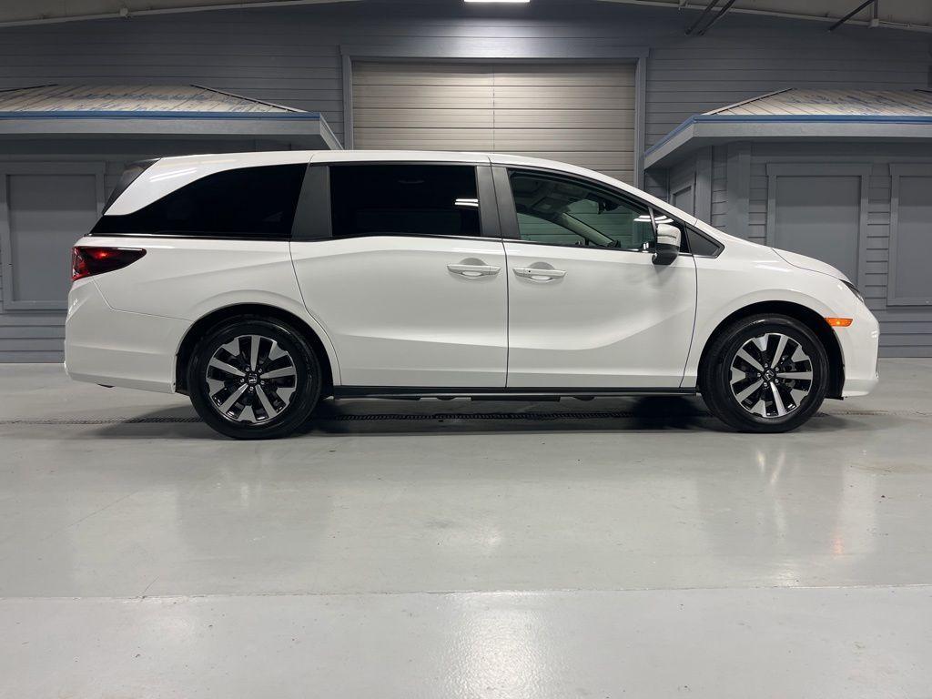 used 2026 Honda Odyssey car, priced at $41,411