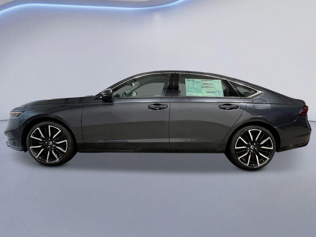 new 2026 Honda Accord Hybrid car, priced at $40,690