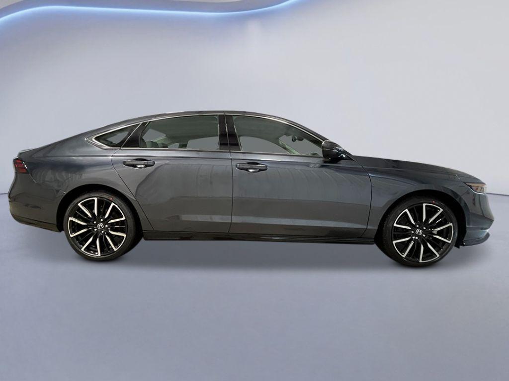new 2026 Honda Accord Hybrid car, priced at $40,690