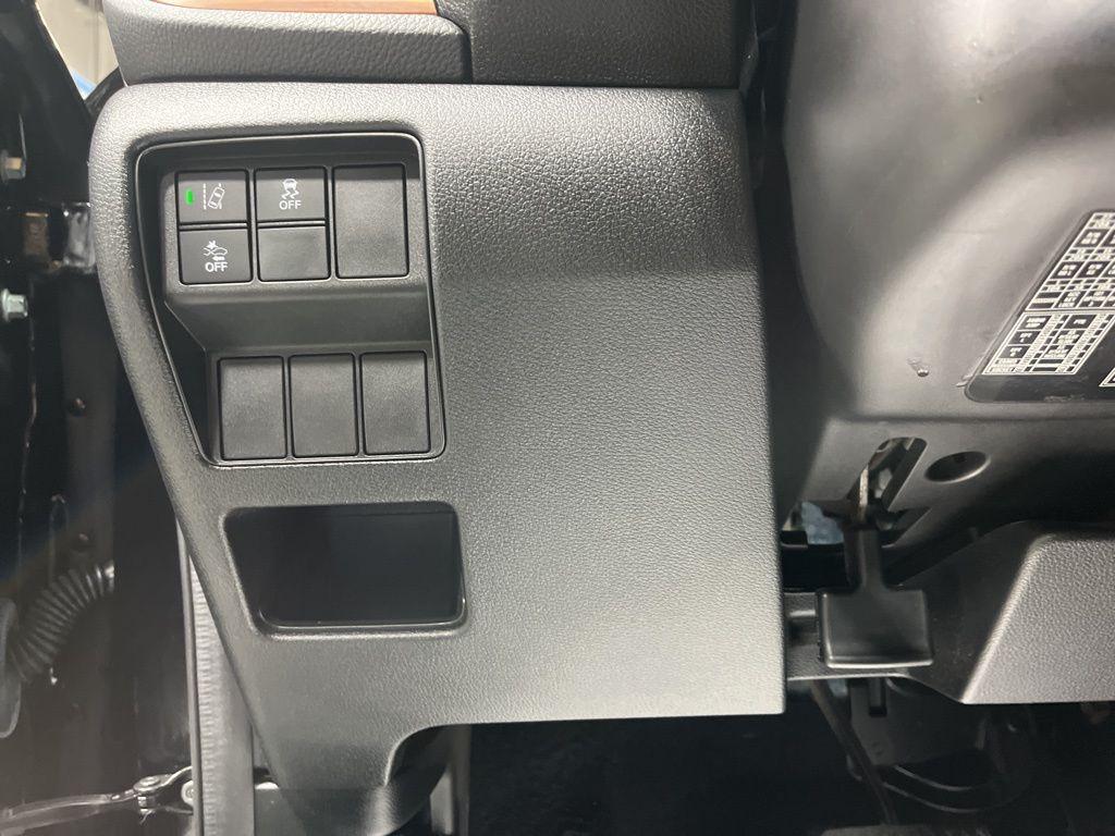 used 2022 Honda CR-V car, priced at $25,999
