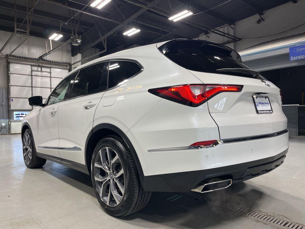 used 2022 Acura MDX car, priced at $36,999
