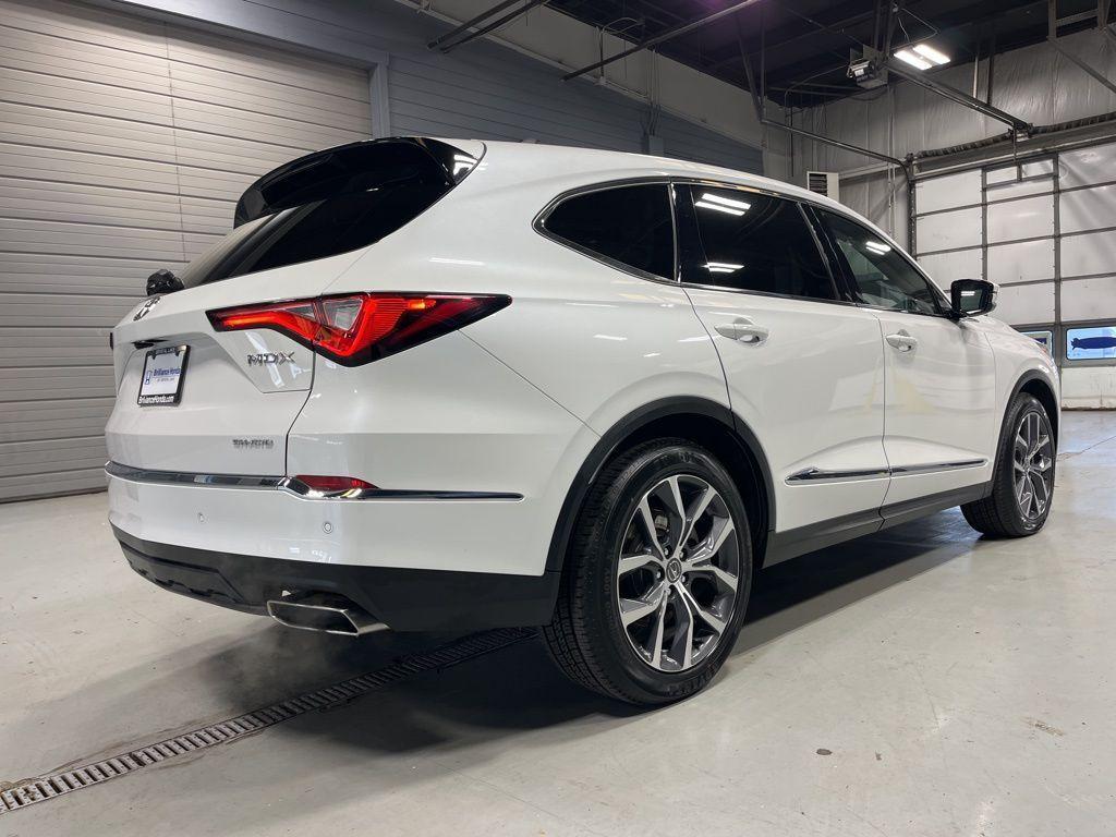 used 2022 Acura MDX car, priced at $36,999